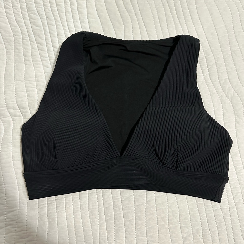 BUFFBUNNY Ribbed Deep V Sports Bra - Picture 6 of 9
